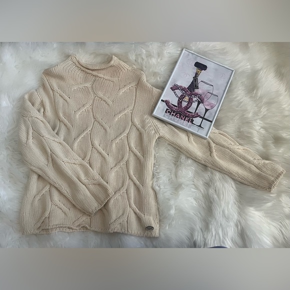 CHANEL Cable Knit Sweater Size 38 Ivory/Cream
